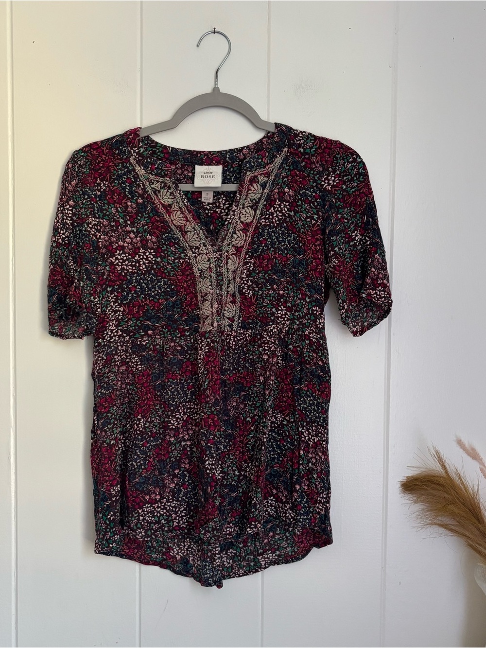 Knox Rose Floral V-Neck Blouse - Burgundy Multi